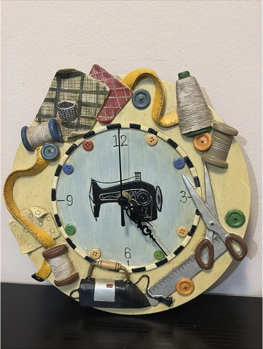 WMG 2006 Seamstress Room Wall Clock Sewing Tailor Decor 3D Relief Works